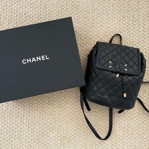 CHANEL Filigree Caviar Leather